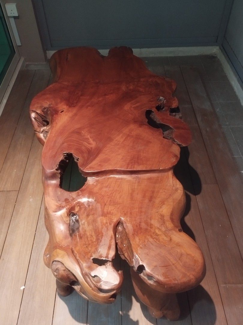 Solid Wood Table (Category: Tables & Sets) located in Singapore. Submitted by vin111328 (Listing ID 1337881370, Image 2). Description: Long = 158 cm width = 76 cm measured from center height = 46 cm please arrange your own transport.