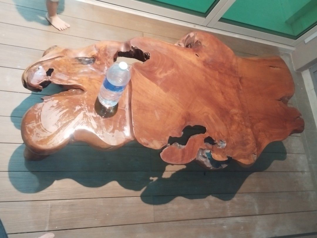 Solid Wood Table (Category: Tables & Sets) located in Singapore. Submitted by vin111328 (Listing ID 1337881370, Image 1). Description: Long = 158 cm width = 76 cm measured from center height = 46 cm please arrange your own transport.