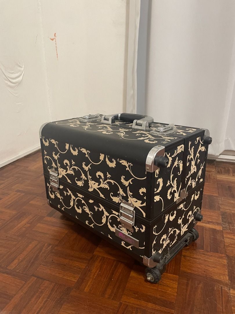 Suesh Make Up Kit (Category: Makeup) located in San Juan City. Submitted by victorialuon (Listing ID 1337878779, Image 2). Description: Suesh Multi-layer Make Up Trolley Three-tier with bottom storage with wheels for easier transport Dimensions: 10.5 in x 16 in x 11 in .