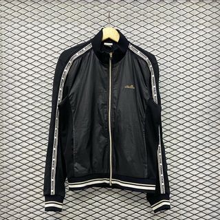 (Kategori: ) berada di . Dikirim oleh secondaryclothe (ID iklan 1337825964, Gambar 1). Deskripsi: .