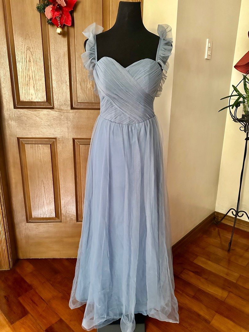 Tulle Gown in Dusty Blue (Category: Evening dresses & gowns) located in Pasig City. Submitted by patzaparador (Listing ID 1337829498, Image 1). Description: Tulle bridesmaid gown. Used once Bust 36 (padded gown) Waist 29-30 Rent- P1,000 (with P500 security deposit) Sale- P2,500.
