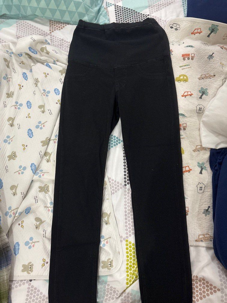 Uniqlo Maternity Jeans size S (Category: Maternity wear) located in Manila. Submitted by hflores_23 (Listing ID 1337843398, Image 1). Description: Good condition. Authentic Uniqlo. Bestfriend ng mga preggy :).