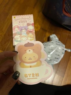 (Category: ) located in . Submitted by closetplease (Listing ID 1337906968, Image 1). Description: .