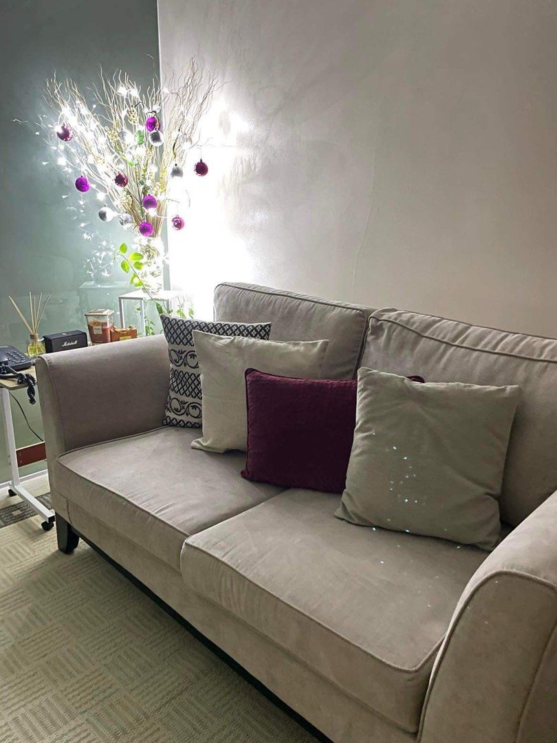 2-Seater Couch (Blims) (Category: Sofas) located in Quezon City. Submitted by closetbyshaine (Listing ID 1337966716, Image 2). Description: For sale 2-seater couch (Blims) including throw-pillows for ₱14k only Still negotiable Location: QC .