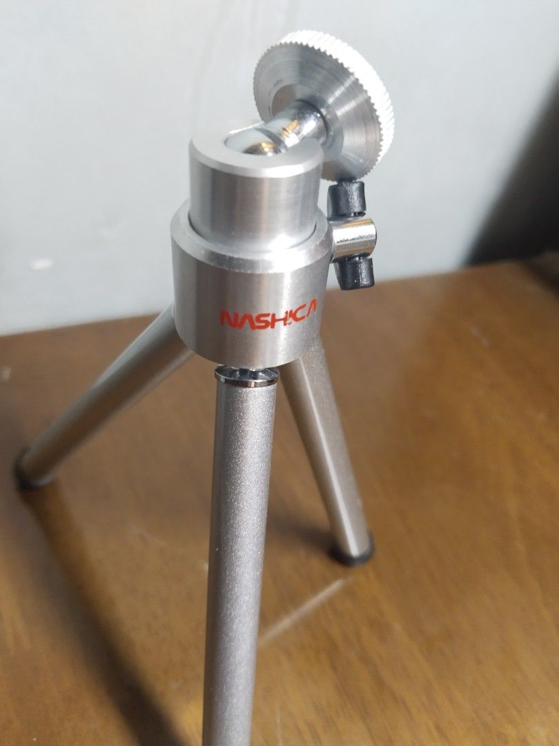 Affordable Mini Tripod Stand 😍🫰 (Category: Tripods & Monopods) located in Malolos. Submitted by afford.japan (Listing ID 1337949078, Image 3). Description: Affordable Mini Tripod Stand 😍🫰.