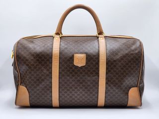 (Category: ) located in . Submitted by designercollectibles.com.au (Listing ID 1337970501, Image 1). Description: .