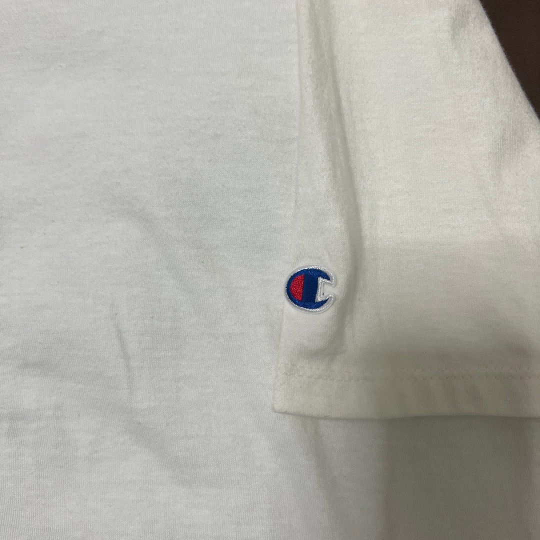 Champion Basic White Tee (Category: Shirts) located in Singapore. Submitted by juleeah (Listing ID 1338030925, Image 2). Description: Bought from USA. Tried in store but never wore it after buying because I got bigger 🥲 and it was men’s fitting. It do be a tiny bit see thru but hey if you’re confident, buy it from me please! 🙏🏻 .