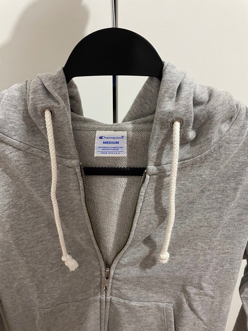 Champion Women’s Jacket (Category: Coats, Jackets and Outerwear) located in Quezon City. Submitted by cloud.things (Listing ID 1338083933, Image 3). Description: bought in Singapore - Women’s Medium RFS: used only once MOP: GCash, Maya, BPI, GoTyme.