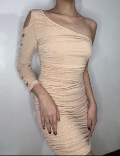 (Category: ) located in . Submitted by jiaxpreloved (Listing ID 1338024508, Image 1). Description: .
