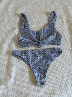 (Category: ) located in . Submitted by prelovedofb (Listing ID 1337995387, Image 1). Description: .