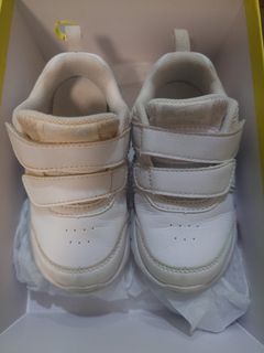 （分類：）位於 。 由 ebo13579 提交（商品編號 1338012572，圖片 1）。簡介： 。