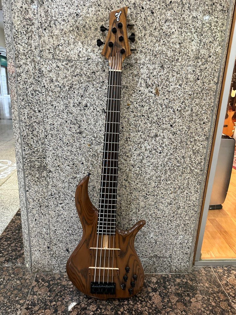 多様な F-BASS BN5 natural 値下げ交渉も可能 （F Bass Sold Out 10） 弦楽器、ギター