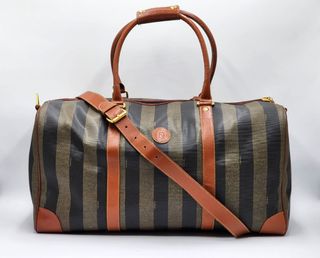 (Category: ) located in . Submitted by designercollectibles.com.au (Listing ID 1337968717, Image 1). Description: .