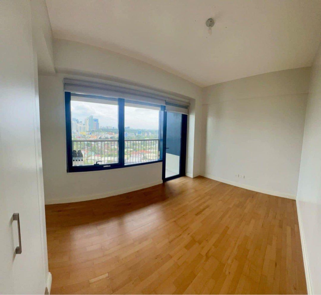 FF Studio Unit in Lerato Makati (Category: Apartments & Condos) located in Pasig City. Submitted by aris_09173099960 (Listing ID 1337965837, Image 2). Description: FULLY FURNISHED STUDIO UNIT - THE LERATO MAKATI - Tower One Located at the heart of Makati Central Business District and other commercial, educational and institutional landmarks. UNIT DETAILS: 📍Studio Type - Fully furnished 📍31 sqm. 📍w/o parking OUTDOOR PODIUM AMENITIES: ✅ Jogging 