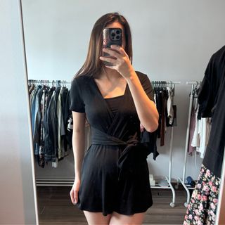 (Category: ) located in . Submitted by kyzzpreloved (Listing ID 1337945969, Image 1). Description: .