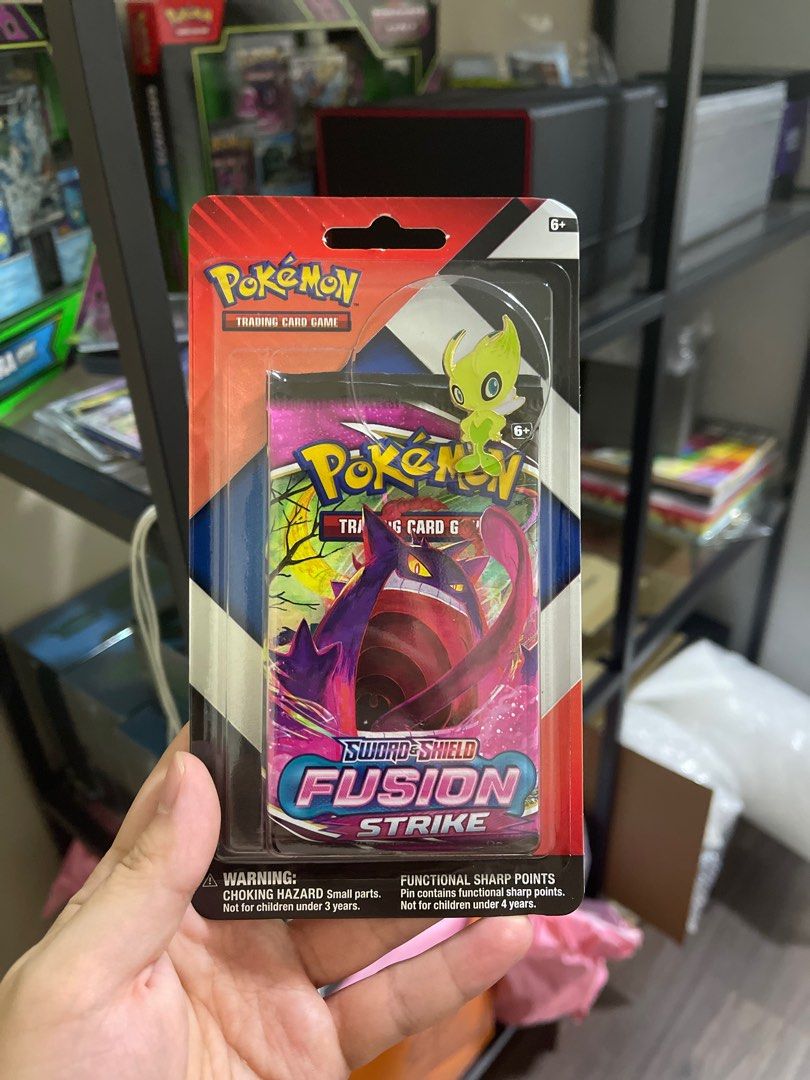 Fusion Strike x Chiling Reign Blister (Celebi Pin), Hobbies & Toys ...