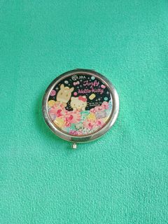 (Category: ) located in . Submitted by fritznicoleshoppe (Listing ID 1337955127, Image 1). Description: .