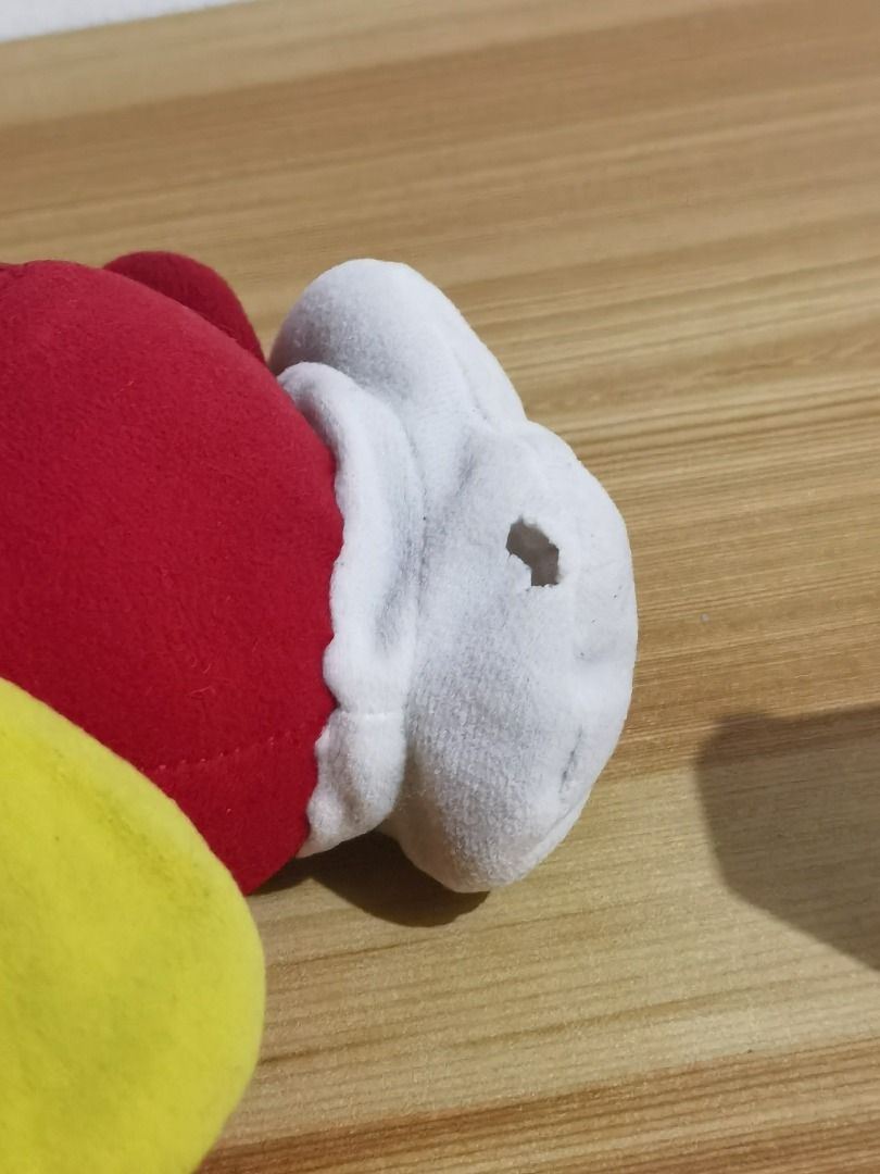 Jollibee Plush (Category: Plushies & Soft Toys) located in Taguig. Submitted by kalabasza (Listing ID 1337984185, Image 2). Description: 📌 This is a preloved item. Please manage your expectation. 📌 Actual item posted. 📌 Kayo na po bahalang humusga sa condition niya based on the pics. 😅 📌 Product Color may slightly vary due to Photographic Lighting. 📌 Location: Taguig 📌 MOP: GCash. Payment first before ship. 📌 MOD: LBC, GoGo or Lalamove. �
