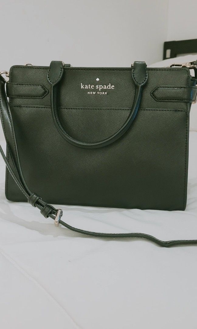 Kate Spade Staci Medium Satchel (Category: Luxury Bags & Wallets) located in Las Pinas. Submitted by wndwshpr (Listing ID 1338025510, Image 1). Description: Never used..