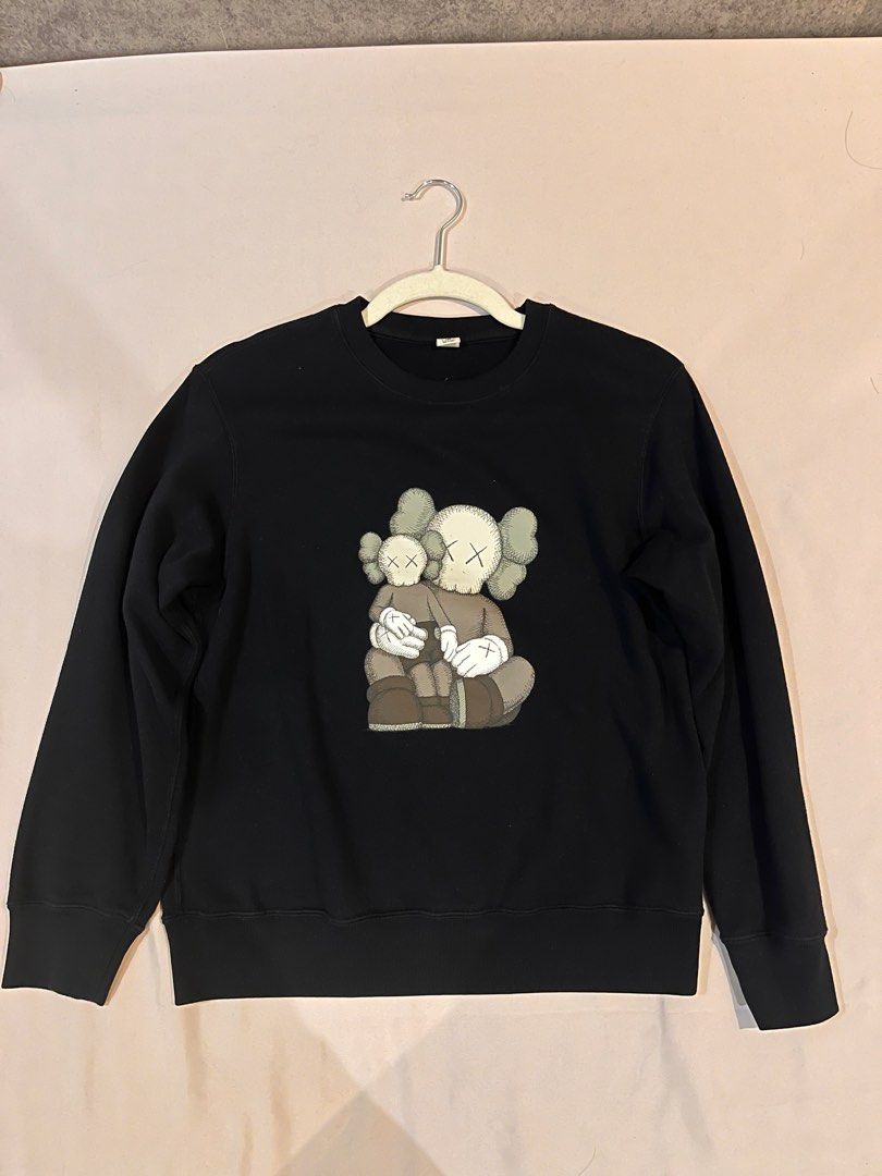 Kaws sweater uniqlo best sale