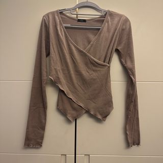 （分類：）位於 。 由 mysecretcorner2 提交（商品編號 1338067147，圖片 1）。簡介： 。