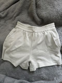 （分類：）位於 。 由 sagegreennn 提交（商品編號 1337935056，圖片 1）。簡介： 。