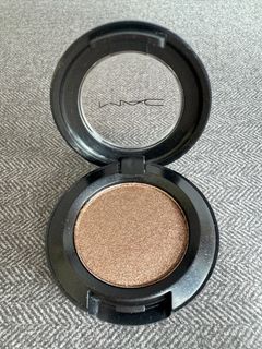 (Category: ) located in . Submitted by love_brands (Listing ID 1337949682, Image 1). Description: .