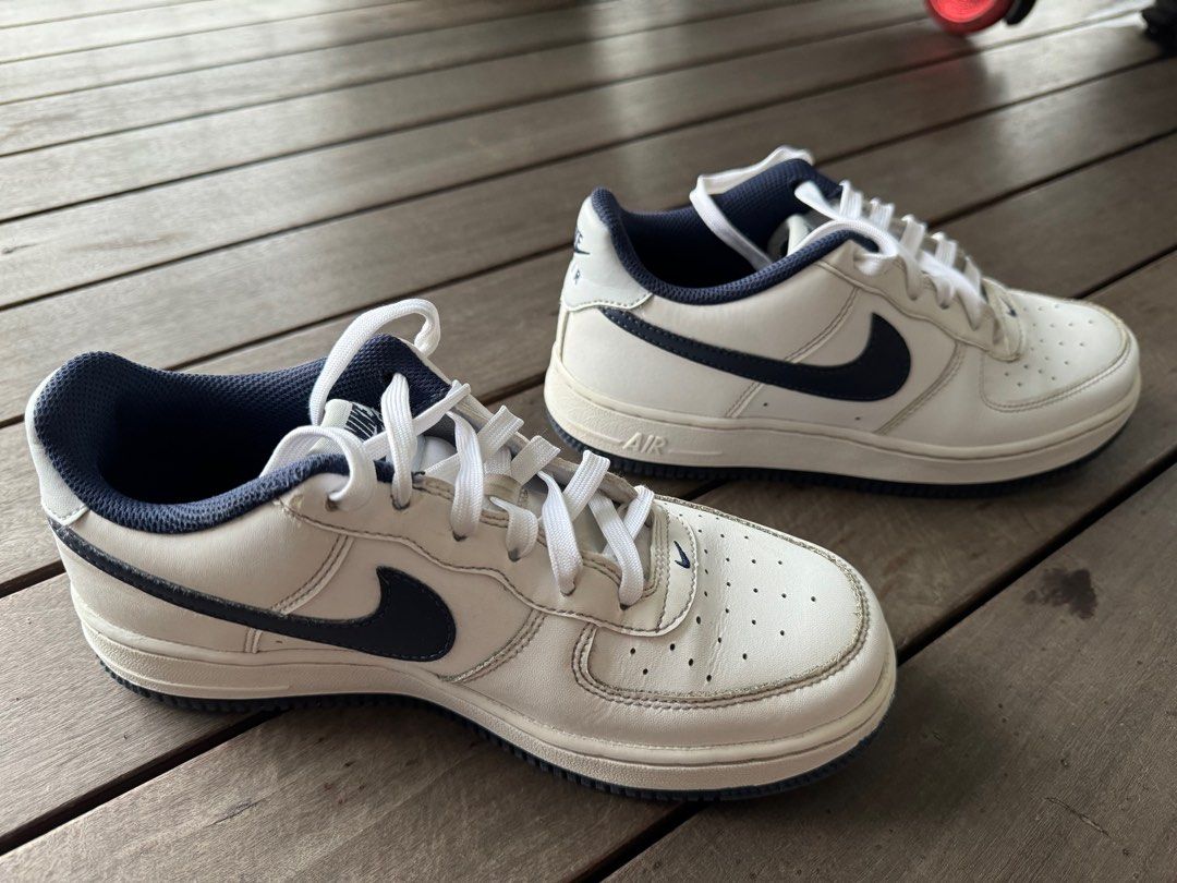 Nike air force 1 size 5y hotsell
