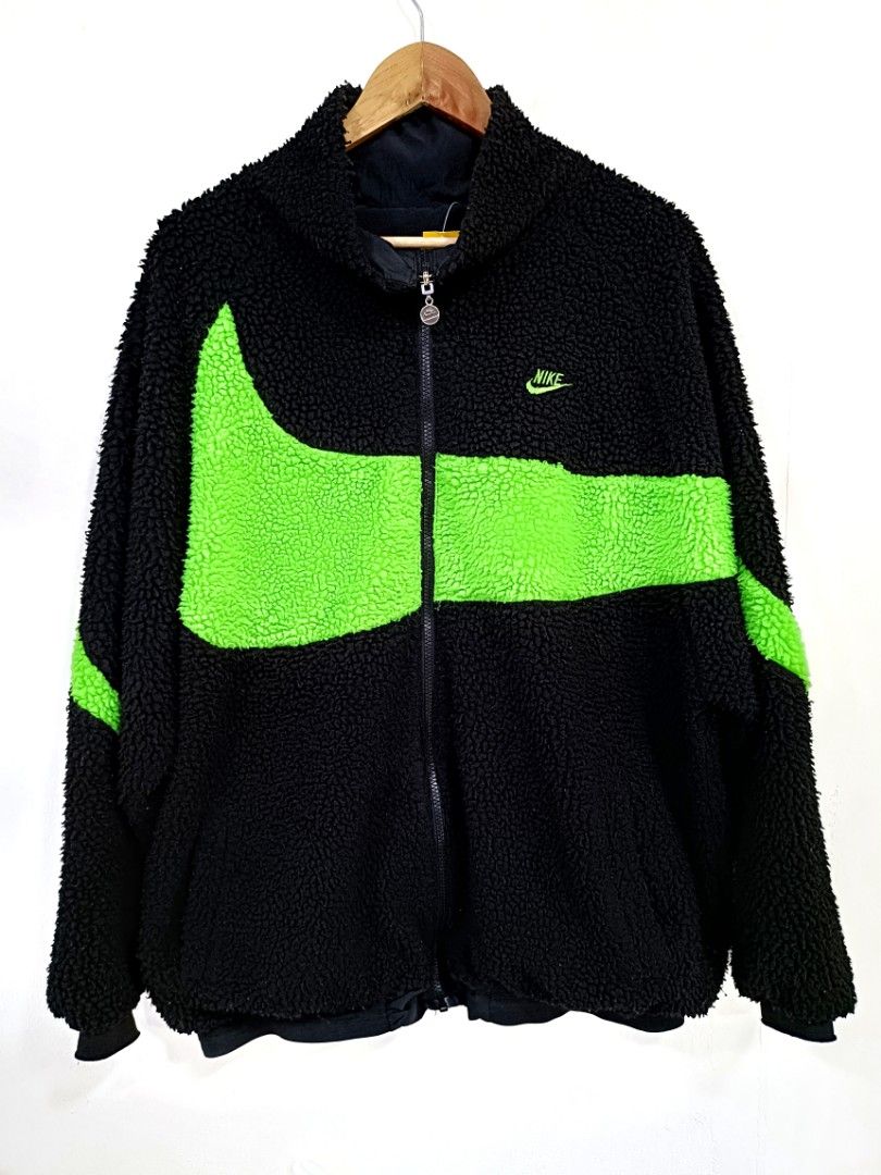 Nike fleece big swoosh top