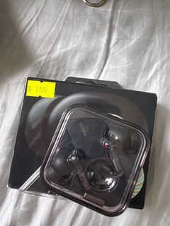 （分類：）位於 。 由 oddocean.124b99 提交（商品編號 1337958015，圖片 1）。簡介： 。