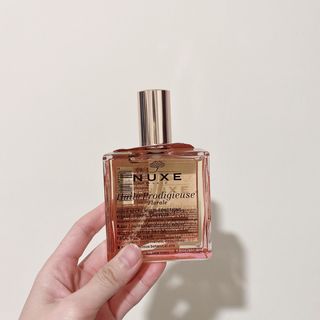由 QprettyQ (刊登 ID 1338069053，圖片 1) 提交，位於 的 (類別：)，說明：。