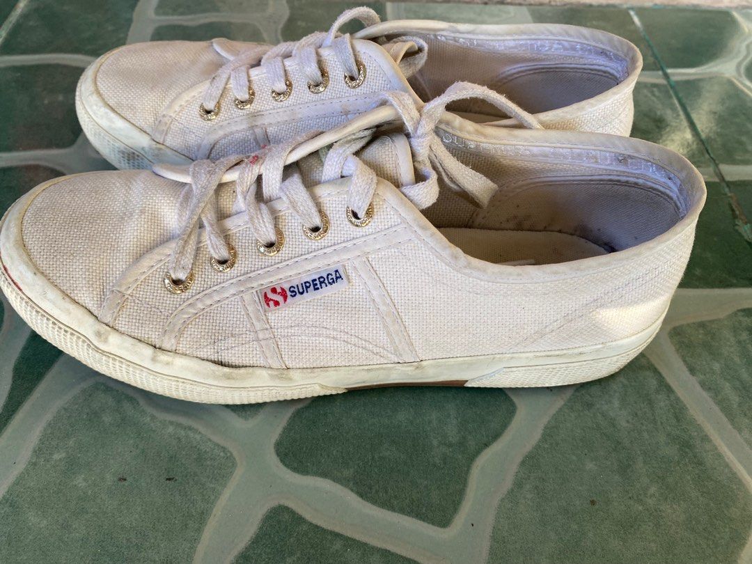 Original (Category: Sneakers) located in Las Pinas. Submitted by aaacollection (Listing ID 1338013217, Image 3). Description: Original Superga White Size 8 Needa cleaning.