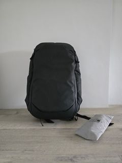 Peak design travel backpack singapore 2025