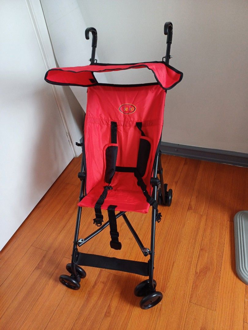 Pietro Umbrella Stroller (Category: Strollers) located in Quezon City. Submitted by gbsmcloset (Listing ID 1337952310, Image 1). Description: Pietro Red Umbrella Stroller Bought from blue app Never been used. We only opened it to check the stroller RFS: don't like the color Loc: Quezon City sf c/o buyer.
