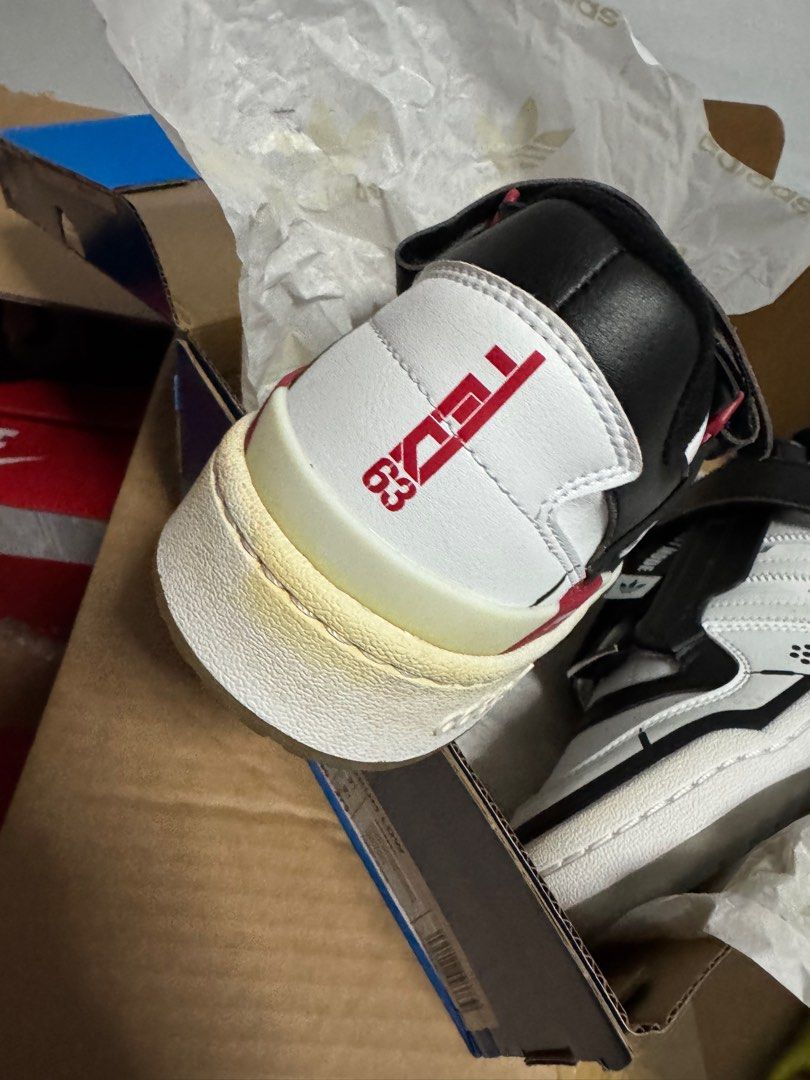 Quiccs Forum low F&F (Category: Sneakers) located in Cavite. Submitted by awesomeone (Listing ID 1338039602, Image 2). Description: Size 9.5uk / 10us Brand new Some yellowing due to storage With box.