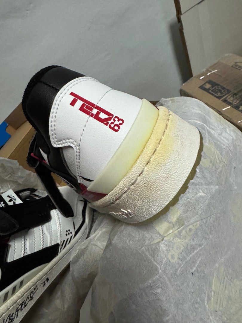 Quiccs Forum low F&F (Category: Sneakers) located in Cavite. Submitted by awesomeone (Listing ID 1338039602, Image 3). Description: Size 9.5uk / 10us Brand new Some yellowing due to storage With box.