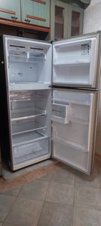 (Category: ) located in . Submitted by lloyldlaw (Listing ID 1337980764, Image 1). Description: .