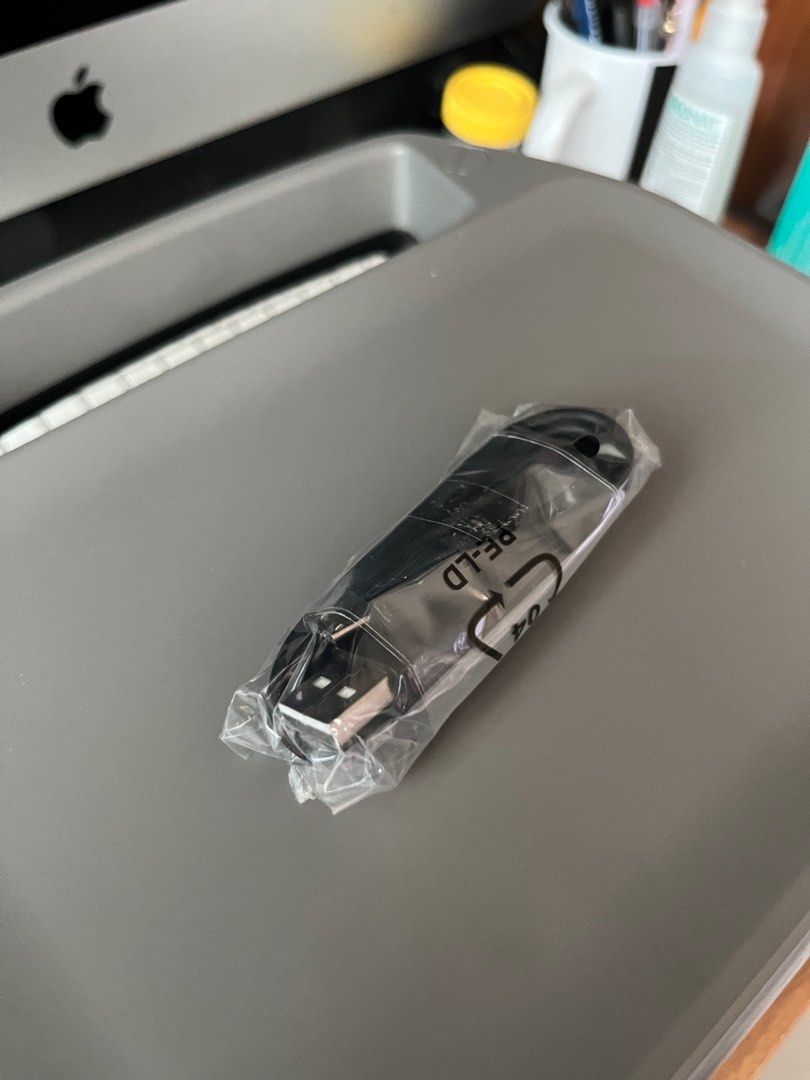 Sennheiser (Category: Earphones) located in Manila. Submitted by takawakyat (Listing ID 1337970292, Image 3). Description: Bought in Tokyo dont forgot the model.
