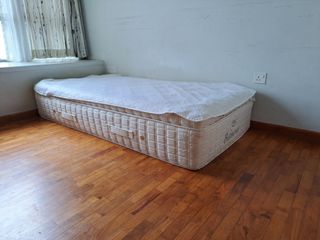 (Category: ) located in . Submitted by westinchua (Listing ID 1337981581, Image 1). Description: .