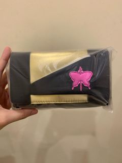 (Category: ) located in . Submitted by xinyi_910 (Listing ID 1338069039, Image 1). Description: .