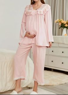 (Category: ) located in . Submitted by christinesboutique (Listing ID 1337939241, Image 1). Description: .
