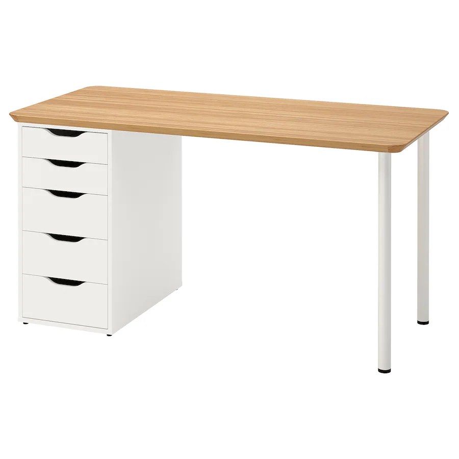Study Table (Category: Tables & Sets) located in Singapore. Submitted by atankl.381 (Listing ID 1338018918, Image 1). Description: .