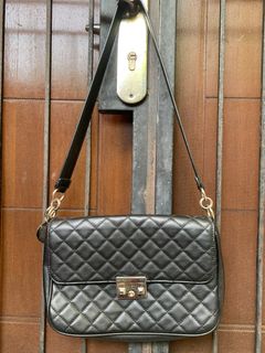 (Kategori: ) berada di . Dikirim oleh atinatyst43477 (ID iklan 1337939492, Gambar 1). Deskripsi: .