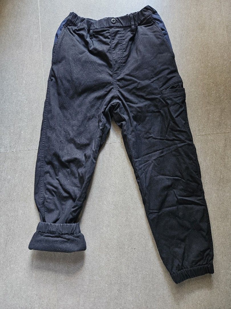 Uniqlo Boys Warm Lined Pants (Category: Babies & Kids Fashion) located in Batangas. Submitted by bashiewhite (Listing ID 1337988311, Image 1). Description: Uniqlo boys warm lined pants Size 140 Used twice only for overseas travel Ideal for cold weather RFS: Outgrown.