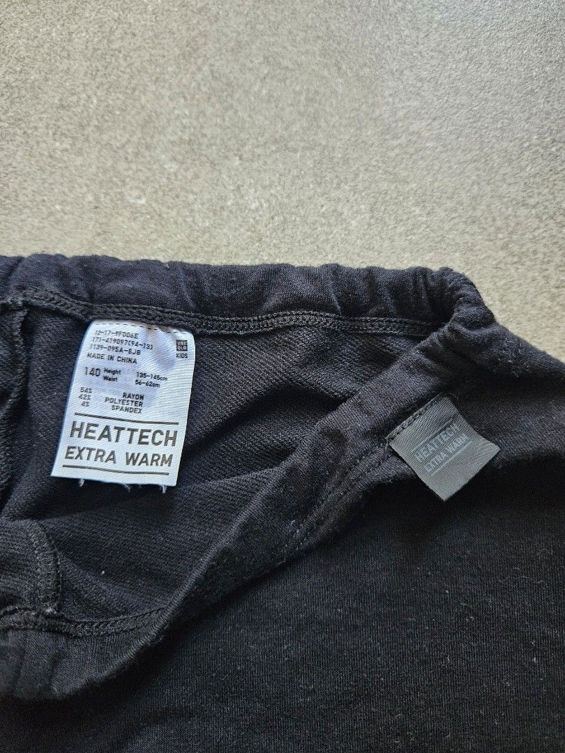 Uniqlo Heateach (Category: Babies & Kids Fashion) located in Batangas. Submitted by bashiewhite (Listing ID 1337989535, Image 2). Description: Uniqlo Heateach Size 140 RFS: Outgrown.