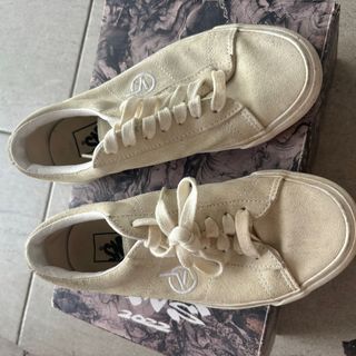 (Category: ) located in . Submitted by putryy.aisyah (Listing ID 1338044813, Image 1). Description: .