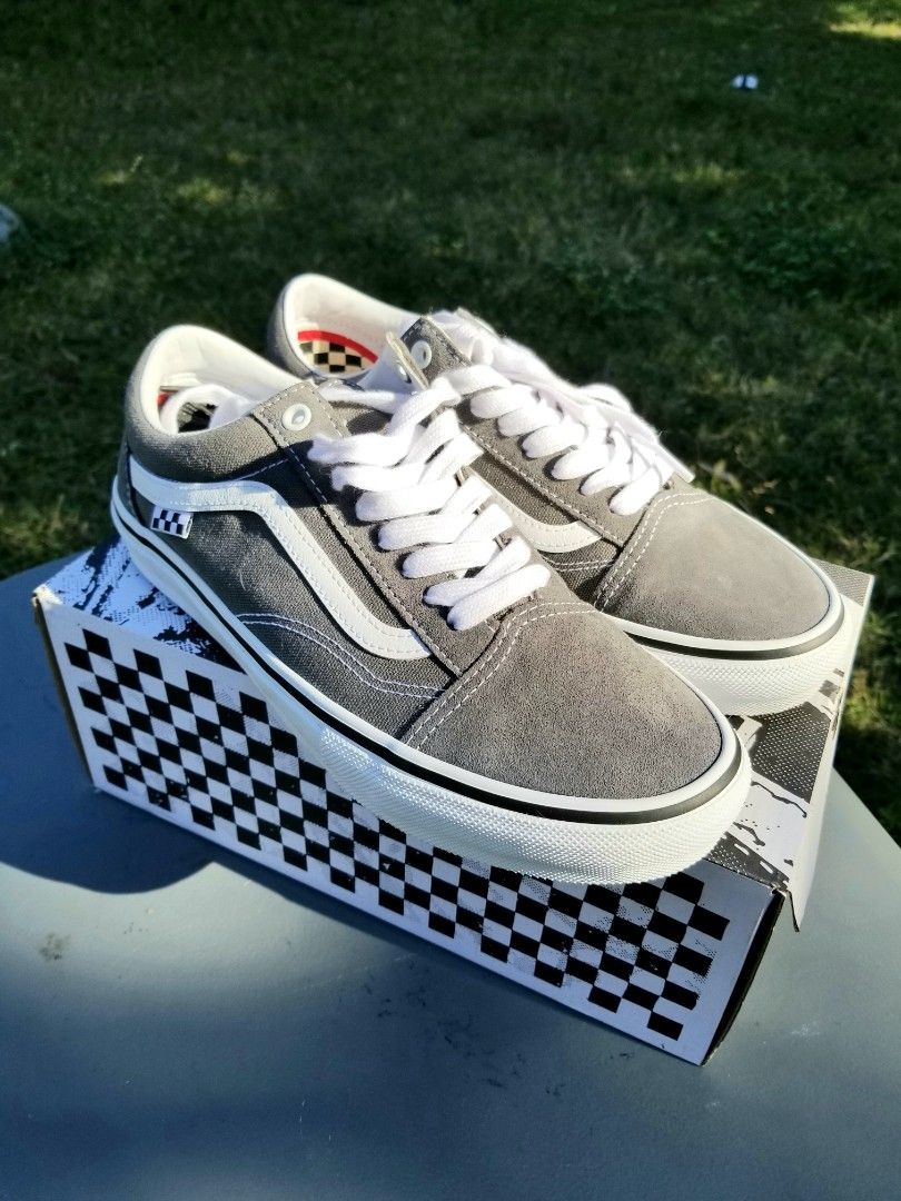 Vans Old Skool Pro Men s Fashion Footwear Sneakers on Carousell
