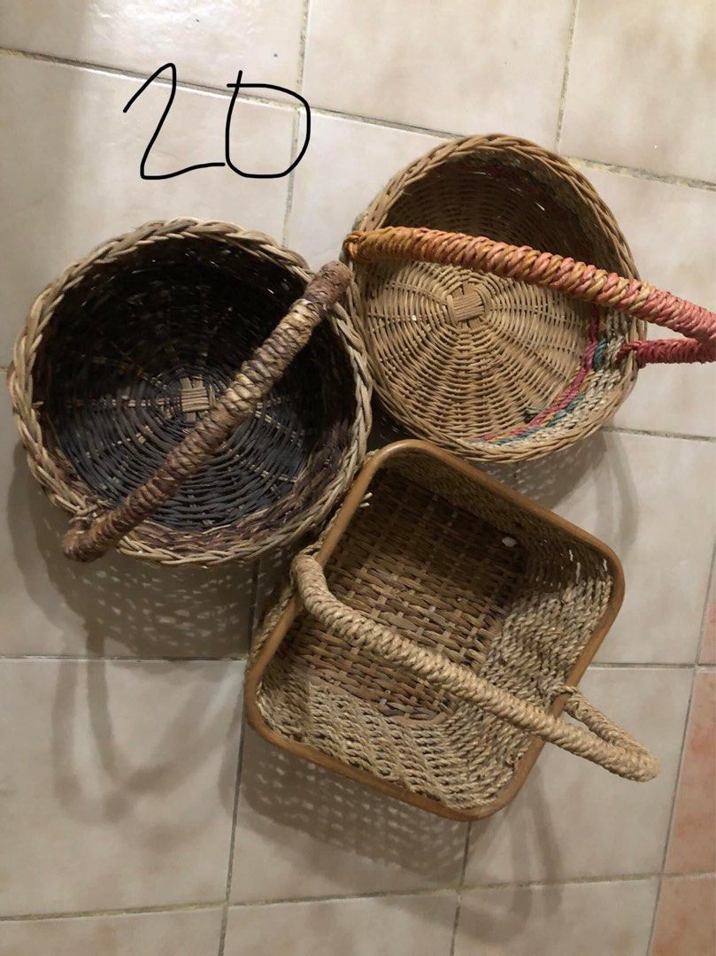 Wooven Baskets (Category: Gift Baskets & Hampers) located in Paranaque City. Submitted by welcomebuyers (Listing ID 1338099018, Image 1). Description: .