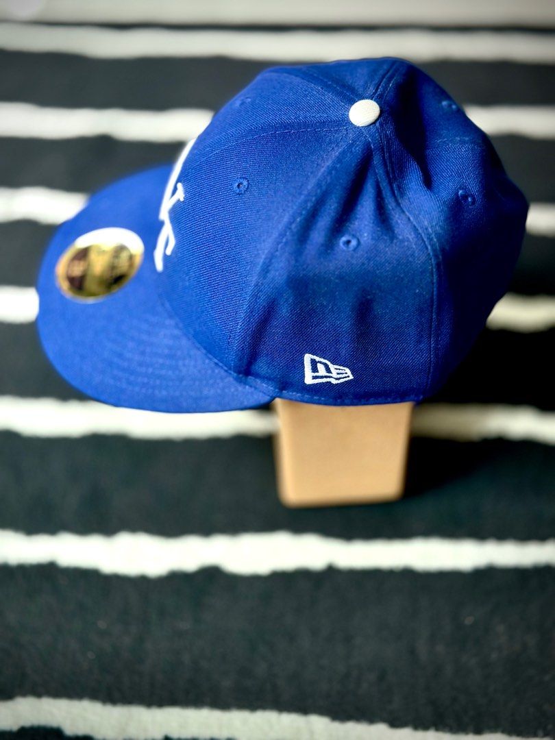 Wtaps (Category: Caps & Hats) located in Singapore. Submitted by selethavsvm (Listing ID 1337973336, Image 5). Description: Wtaps x New Era Color : Navy Size : 02 ( 7 3/8) 58.7cm 💯Authentic Price is fixed. Non Negotiable. COD. Deal at my convenience. What you see is what you will get from pictures taken above. Have Sent for Dry Cleaning Service. Without Sweat Odour/ Stained. .