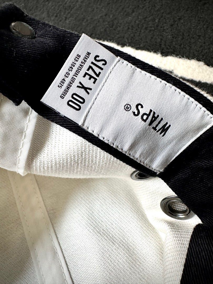 Wtaps (Category: Caps & Hats) located in Singapore. Submitted by selethavsvm (Listing ID 1337976447, Image 3). Description: Wtaps EX_43 T-5 02 Cap 2021 Size : 00 (Fits All) Color : White 💯Authentic Price is fixed. Non Negotiable. COD. Deal at my convenience. What you see is what you will get from pictures taken above. Have Sent for Dry Cleaning Service. Without Sweat Odour/ Stained. .